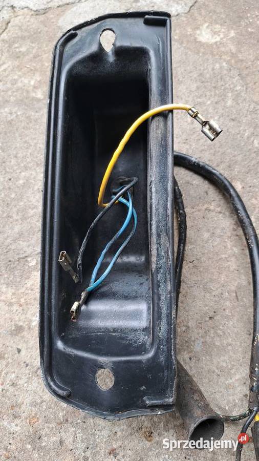 obudowa kierunkowskazu lewa przód Fiat125p 6874r Leszno sprzedam