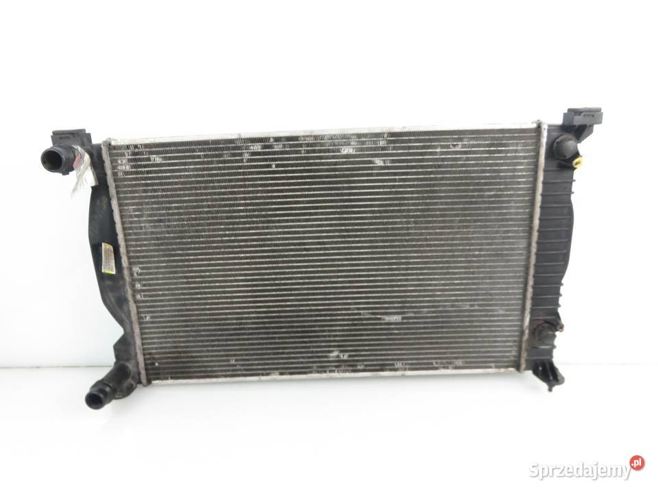 CHŁODNICA WODY AUDI A4 B7 20 TFSI 8E0121251AE