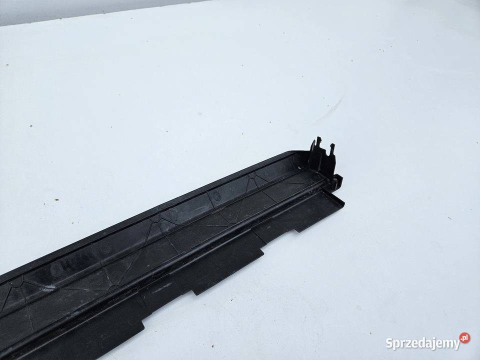 BMW 5 G30 OSŁONA GÓRNA CHŁODNICY 8577636 osobowe wielkopolskie Międzychód sprzedam
