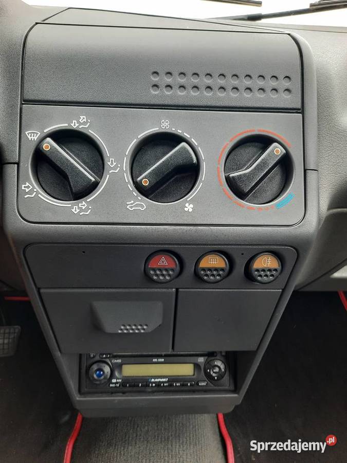 Peugeot 205 1991r Benzyna 11 Grobia