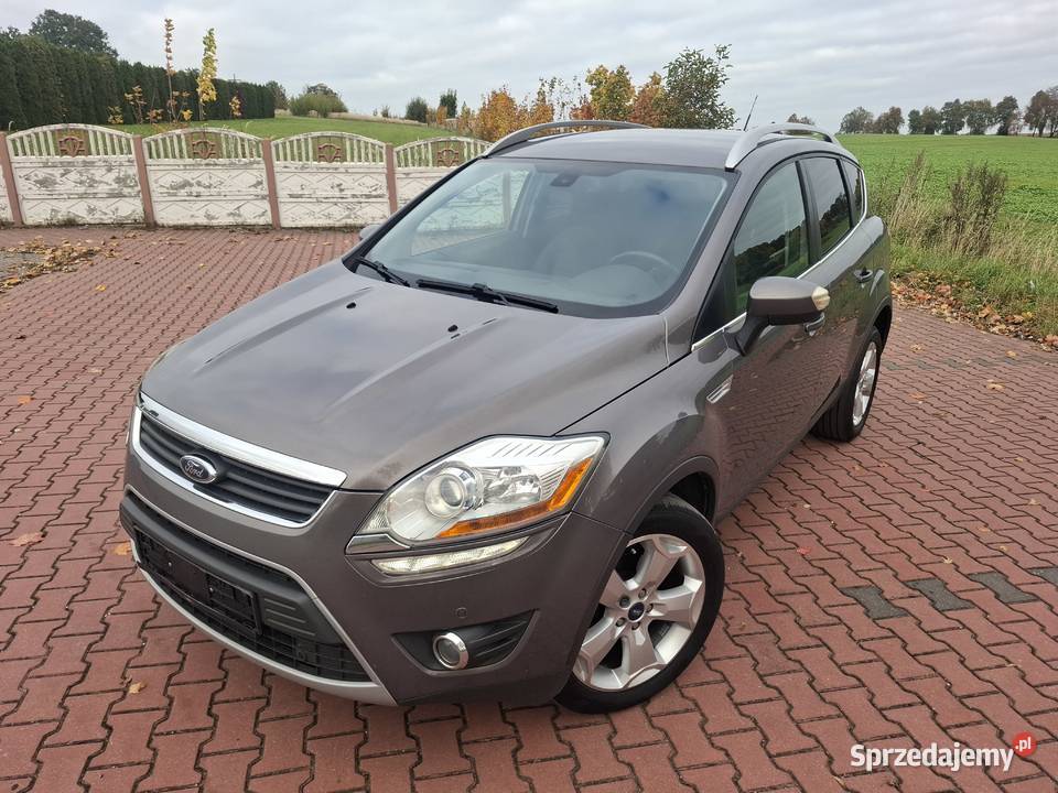 For Kuga 4x4SerwisBogata wersjaBezwypadekZadbany Pawłów sprzedam