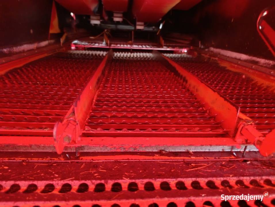 Kombajn zbożowy Massey Ferguson 330 Massey Ferguson mazowieckie Rawica Stara sprzedam