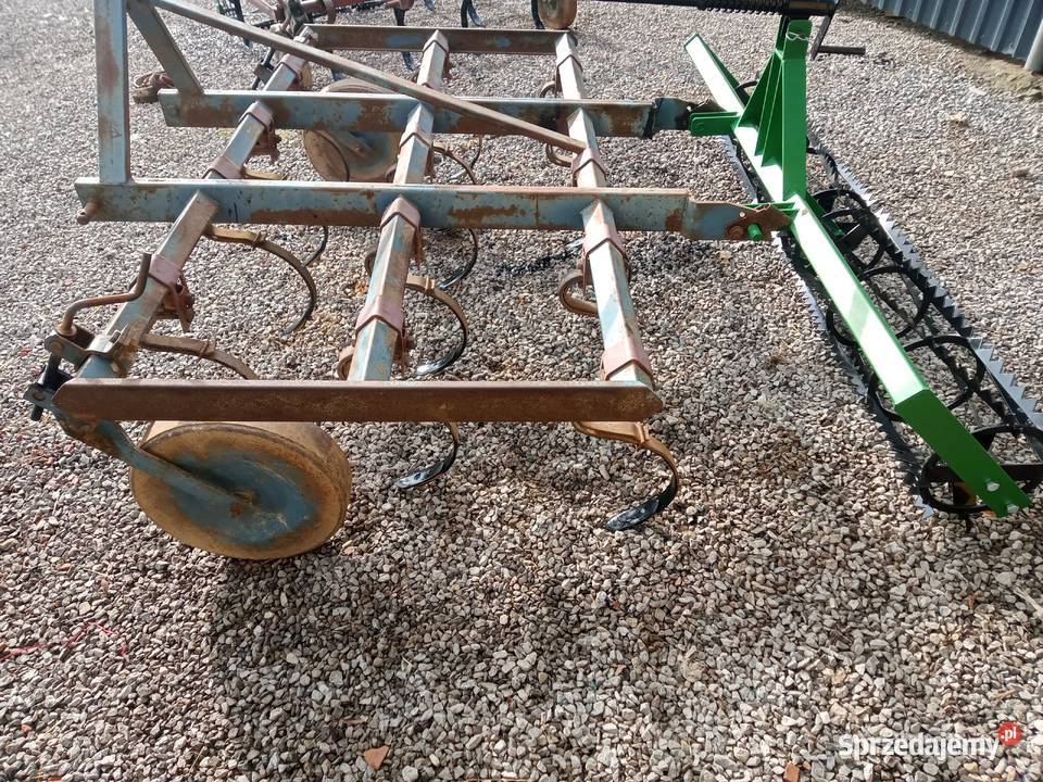 Kultywator z wałkiem 180 210 Łagów