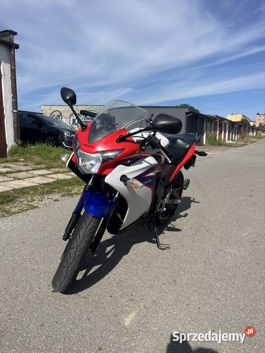 Honda CBR125R 2011r JC50 manualna