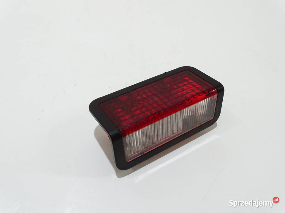 LAMPKA KLAPY BAGAŻNIKA BMW E60 E61 OE 8368577 Strzyżewice