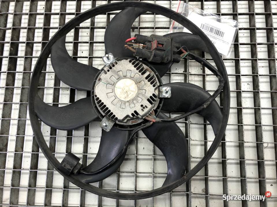 WENTYLATOR CHŁODNICY VW PASSAT B7 18 170 podkarpackie