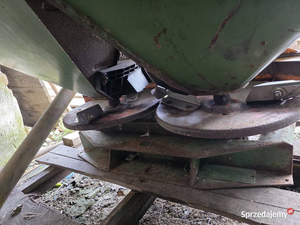 Rozsiewacz nawozów amazone ZAF803 15m Chojnów