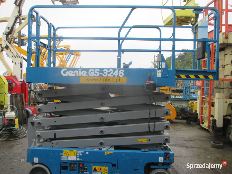Podnośnik nożycowy zwyżka 12 m Genie GS3246 Dźwigi, podnośniki