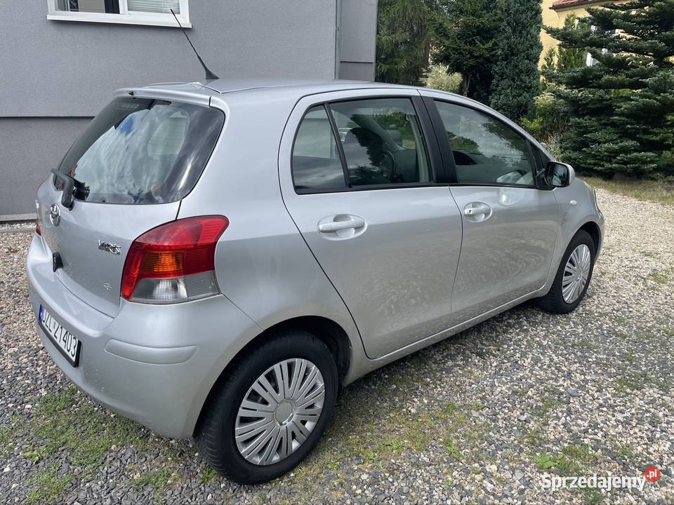 Toyota Usris 2009 5drzwi klima komputer super Yaris Jelenia Góra sprzedam