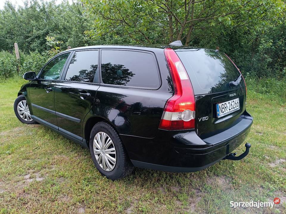Volvo V50 16D Webasto Hak Tempomat światła do jazdy dziennej Goszczyn