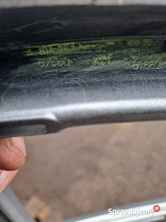 Lewa ramka kratka zderzaka przedniego Audi Q2 Części samochodowe