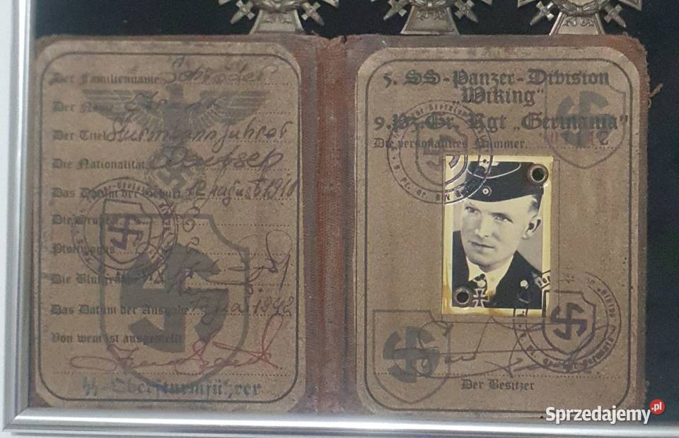 Odznaki hełm niemiecki legitymacje Strzałkowo sprzedam