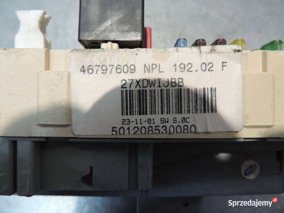 FIAT STILO 19JTD SKRZYNKA BEZPIECZNIKÓW 46797609 Skrzynki bezpieczników Nowy Sącz