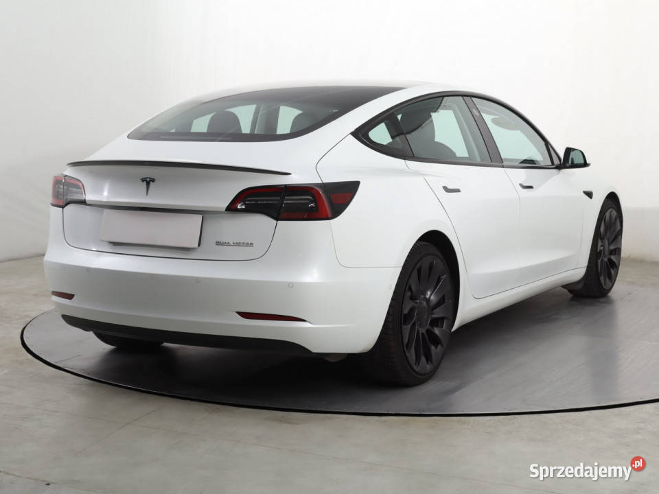 Tesla Model 3 Performance 82kWh światła LED Katowice