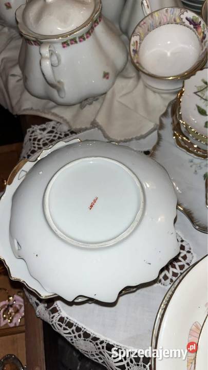 Talerzyk z dziurką Import Listek Bukiety kwiatów Porcelana i szkło pomorskie