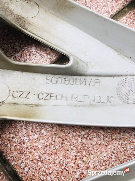 Volkswagen Golf VII Kołpaki oryginalne R16 Kozy