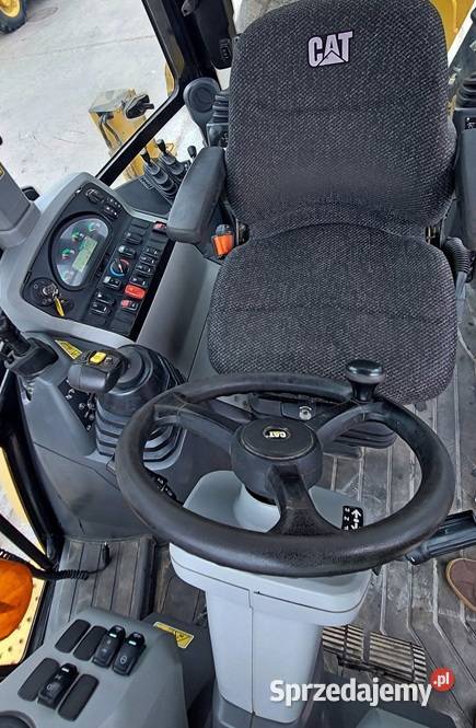 KOPARKOŁADOWARKA MARKI CATERPILLAR 432F2 wielkopolskie Tuliszków