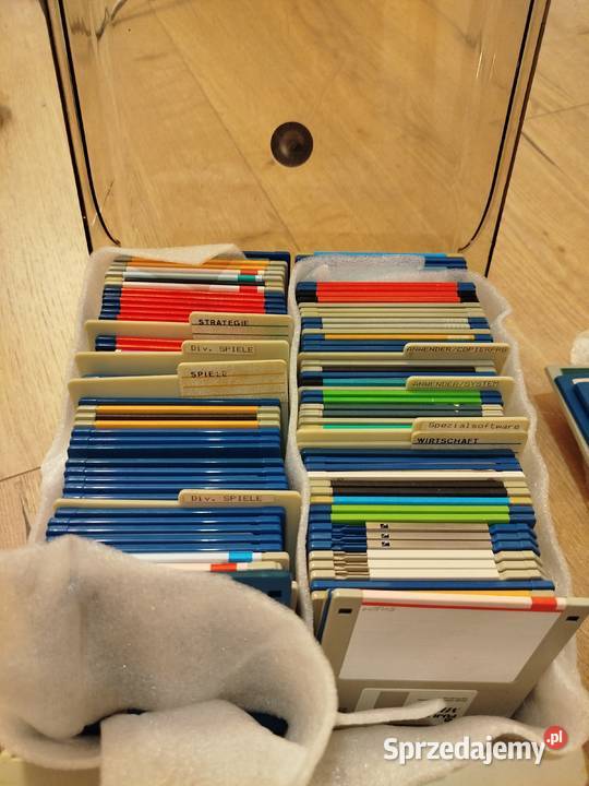 Sprzedam Amigę 5004 joysticki135 dyskietek Słubice