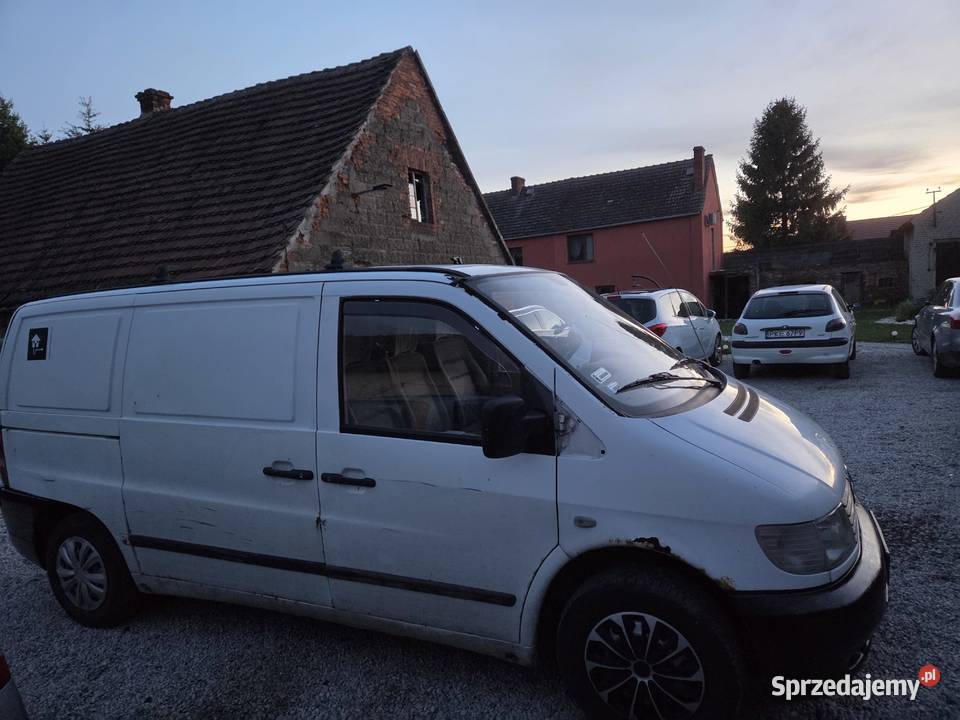 Mercedes vito 2 2 cdi 3 osobowy 120KM Oława