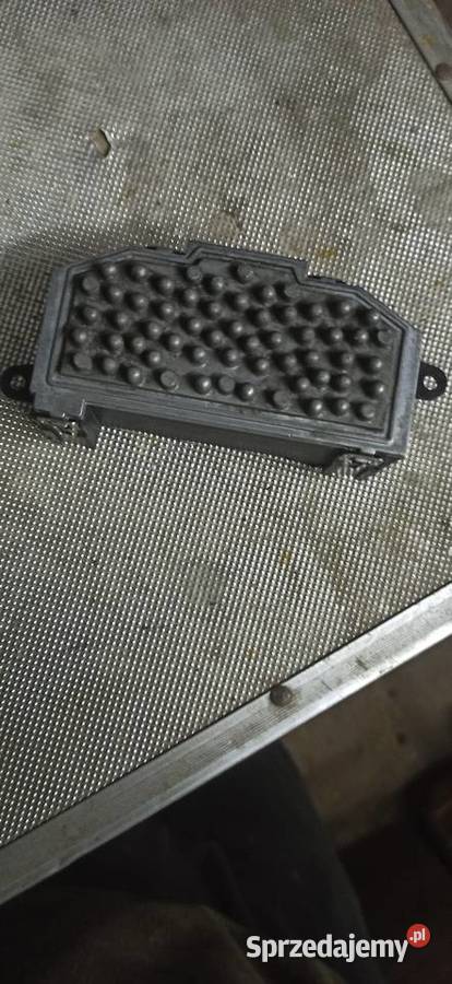 Rezystor dmuchawy passat b6 Biała