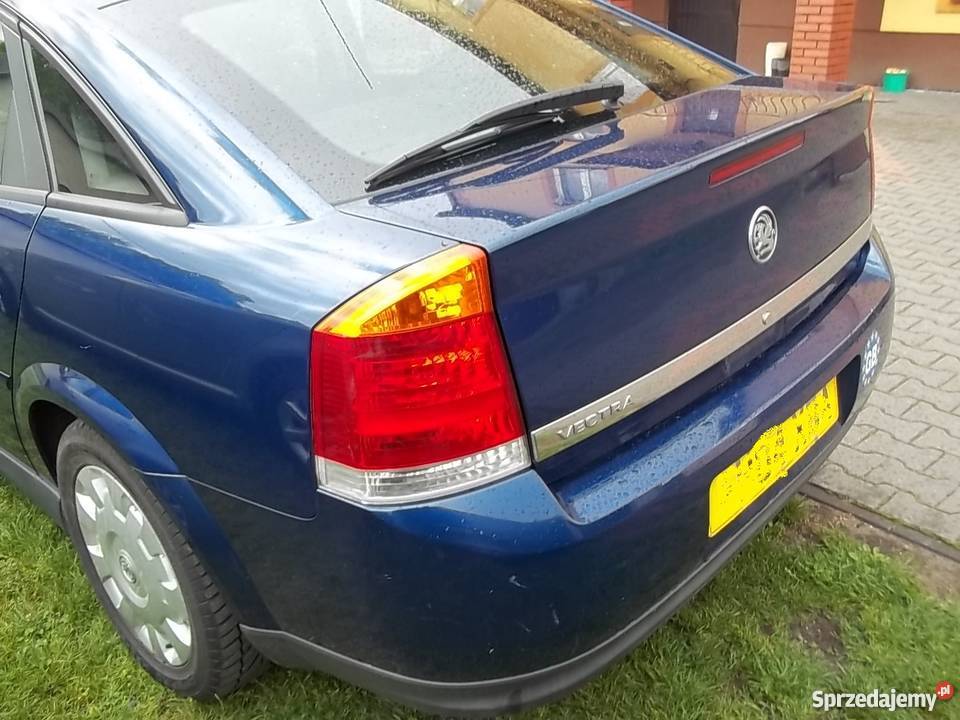 Opel Vectra C Anglik niski przebieg w całości na Rok produkcji 2004 Siedlce sprzedam