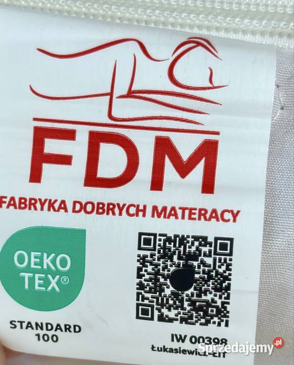 Łóżko tapicerowane 120x200 czarne z kryształkami Medynia Kańczucka