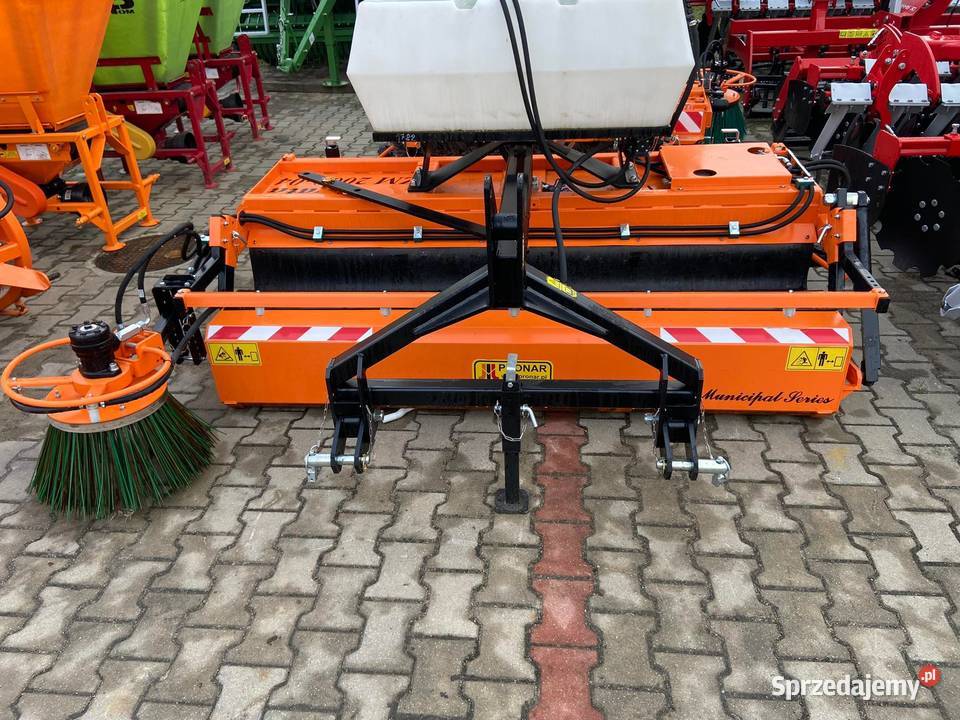 Zamiatarki PRONAR już 8 250 netto ZIMEX łódzkie