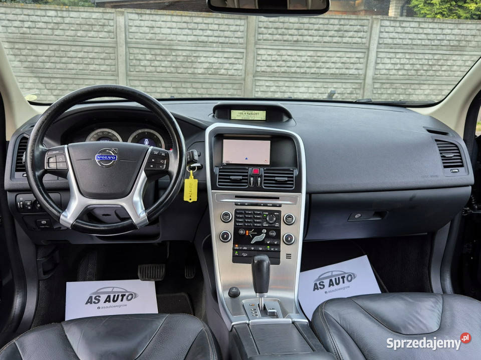Volvo XC 60 24D5 225 światła przeciwmgielne Węgrów