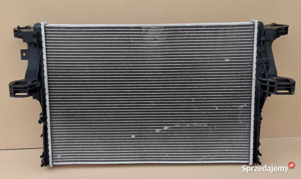 IVECO DAILY 12 14 23 30 CHŁODNICA CIECZY WODY dostawcze Części samochodowe