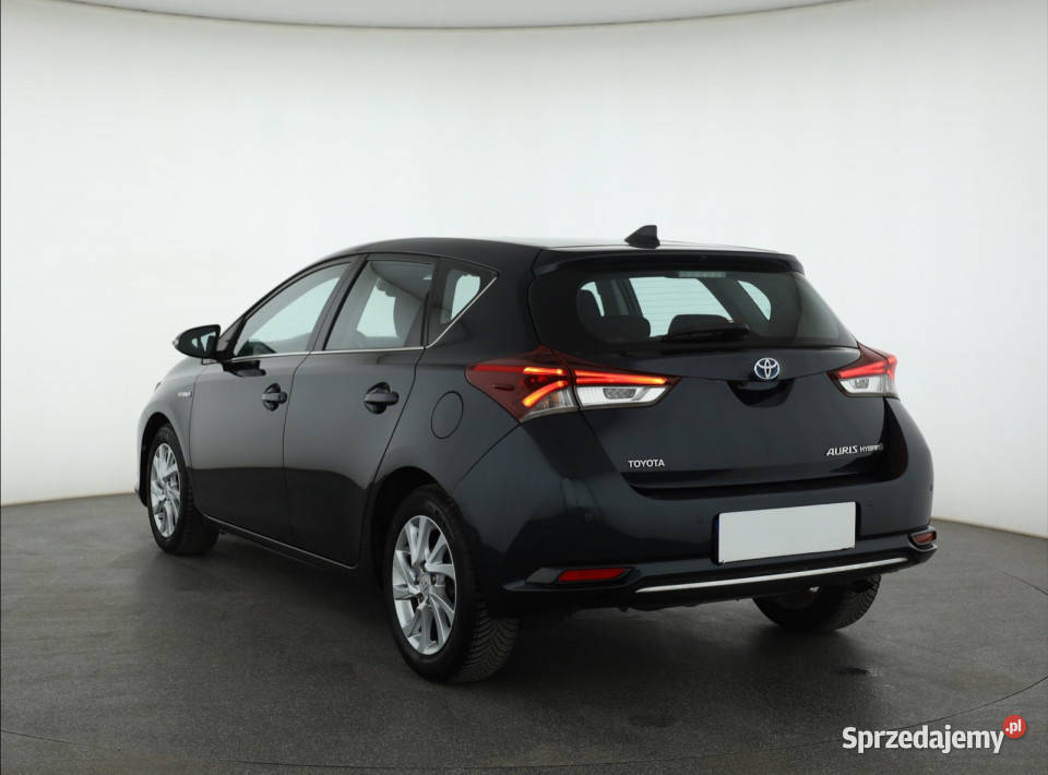 Toyota Auris Hybrid komputer pokładowy