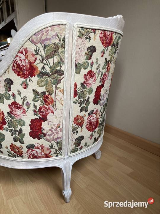 Dębowy fotel ludwikowski wielkopolskie Wilczyn