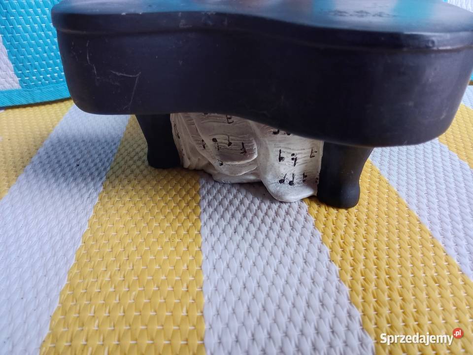 Figurkę sprzedam Borówno