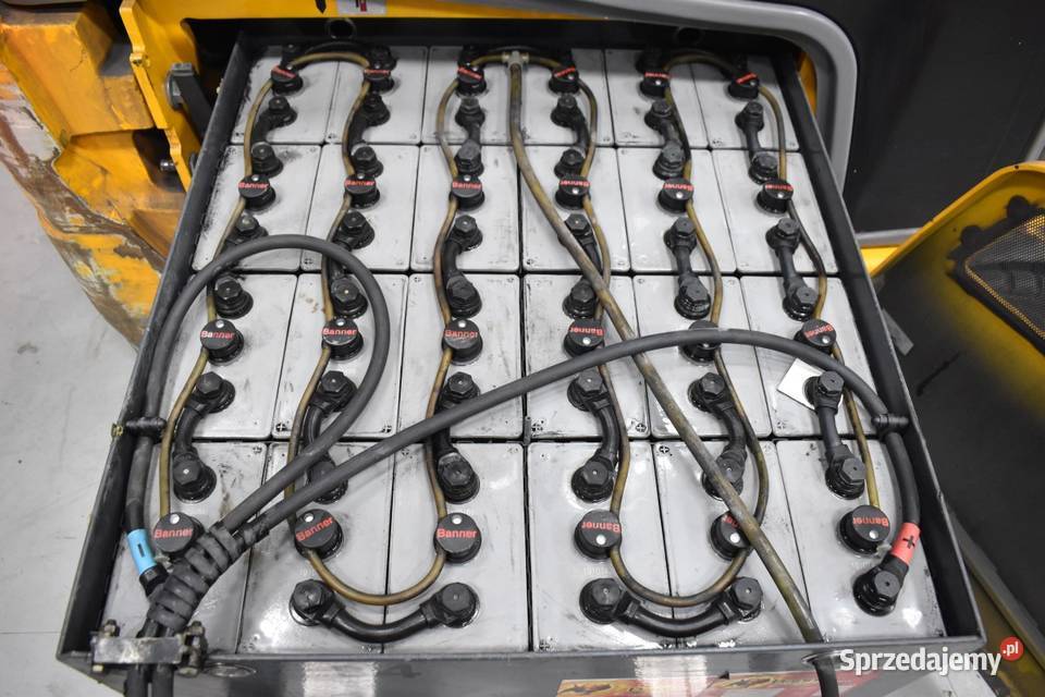 Wózek widłowy JUNGHEINRICH EFG 220 2000 udzwigu