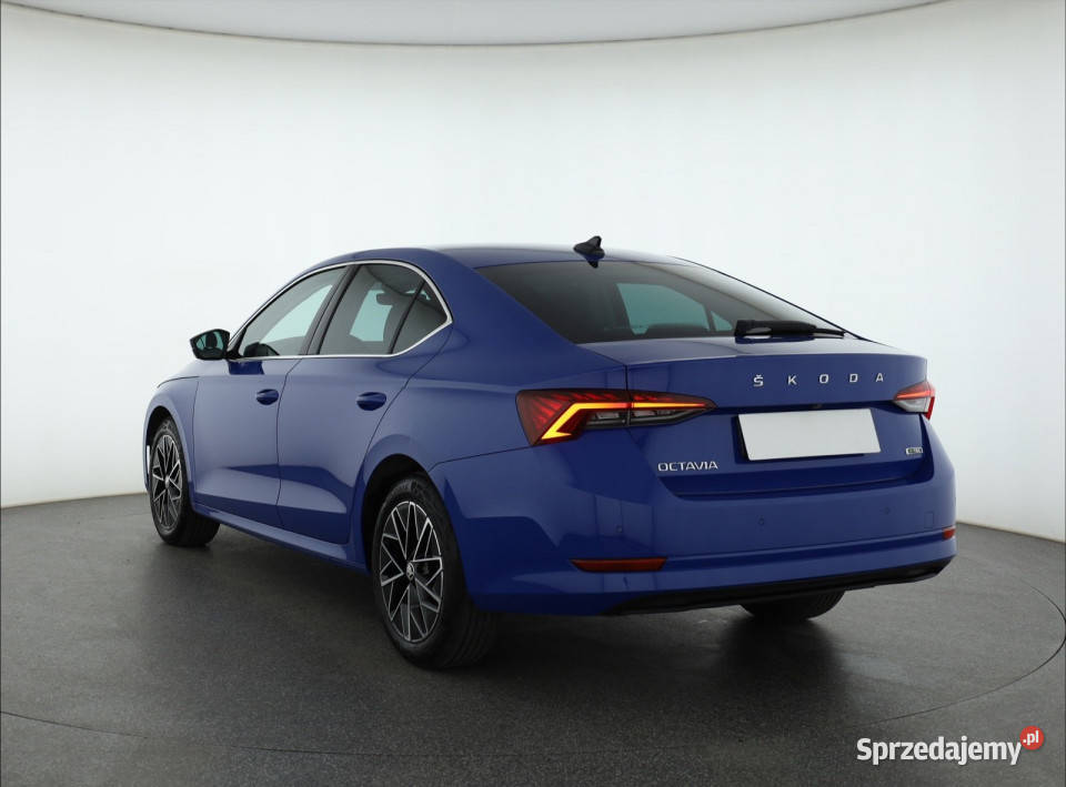 Skoda Octavia 15 TSI nieuszkodzony Octavia Piaseczno