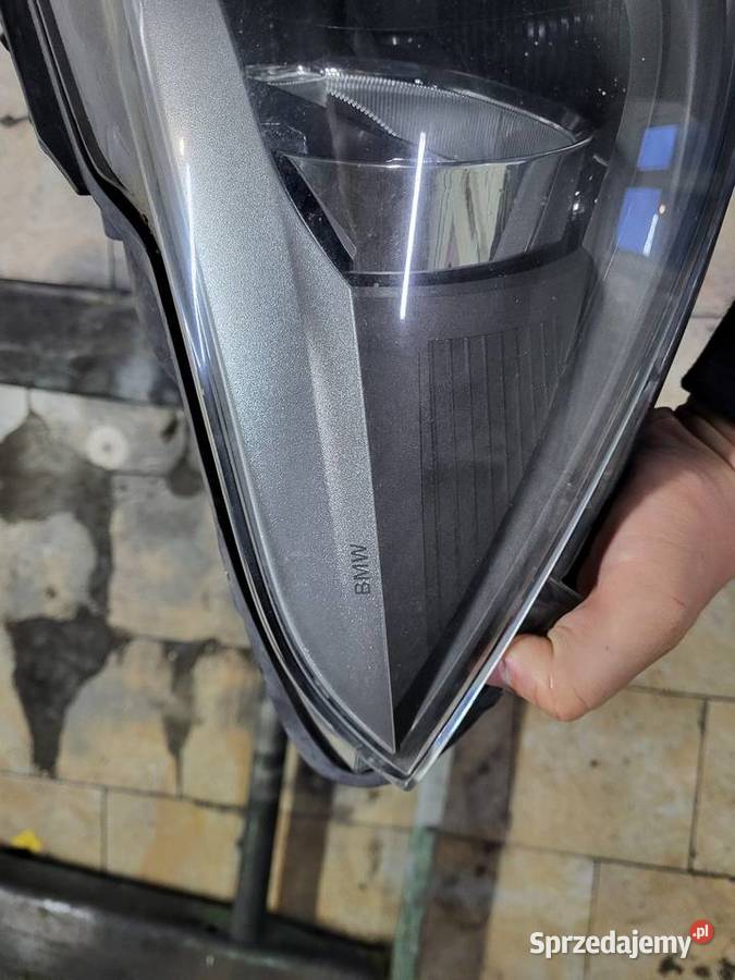 Prawa lampa przednia bmw f20 f21 osobowe Pieczonogi