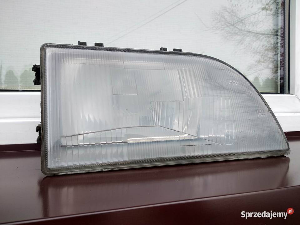 Polonez Caro lampa przednia prawa reflektor łódzkie Sieradz