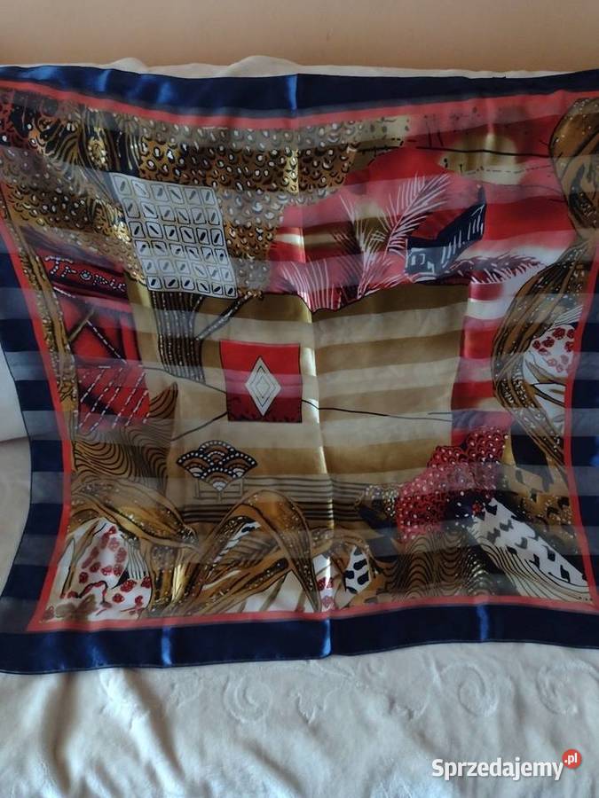 Hiszpańska dużajedwabna apaszka biznesowa z Kraków