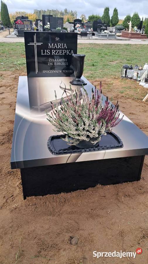 NAGROBKI POMNIKI Z KOMPOZYTU