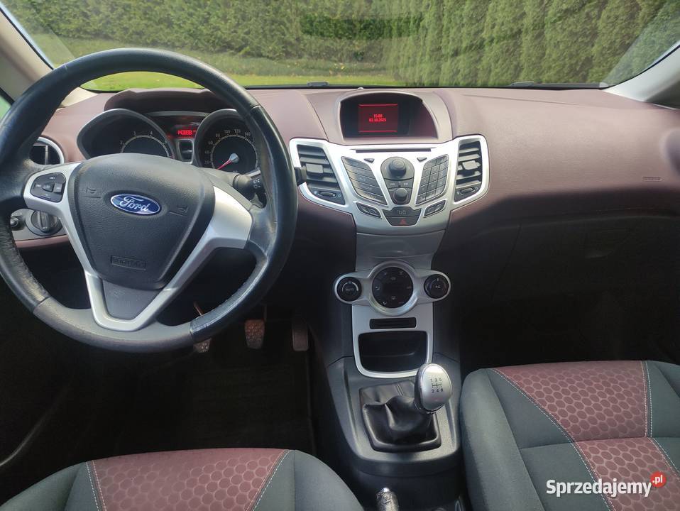 Ford fiesta tytanium 12 benzyna 82 manualna dolnośląskie Wałbrzych