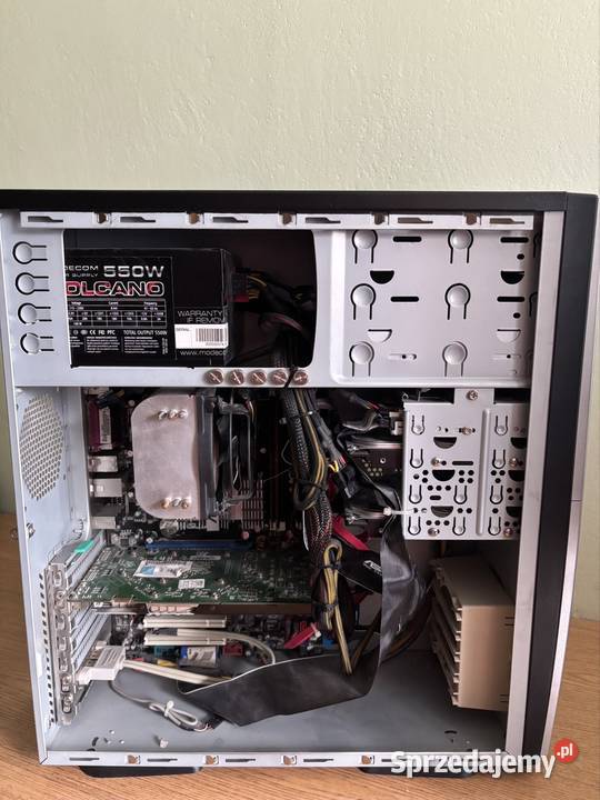 Retro komputer Windows XP Intel Core2 GeForce Liczba rdzeni procesora 2 Warszawa sprzedam
