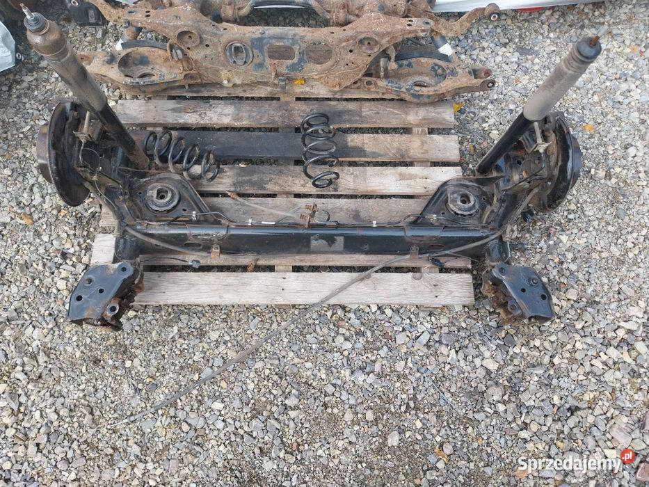 Zawieszenie belka tył 16 b nissan juke F15 12r świętokrzyskie Wola Jachowa