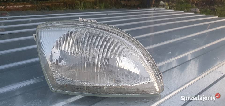 FIAT SEICENTO 9809r reflektor lampa przód prawa wielkopolskie sprzedam