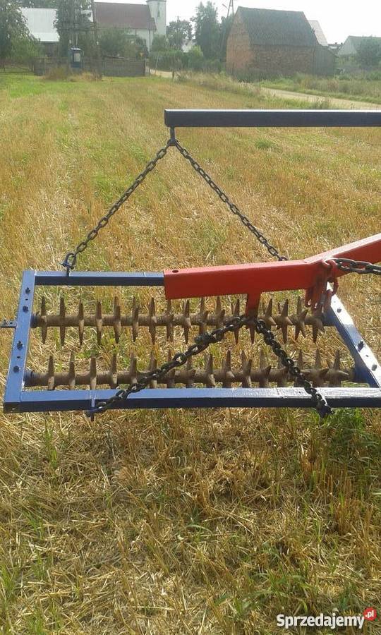 Pług czteroskibowy z kolczatką nieuszkodzony Chotów