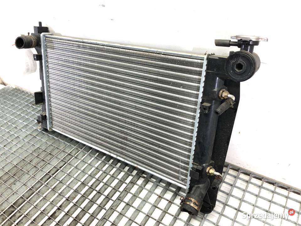 CHŁODNICA WODY TOYOTA COROLLA E12 18 192 0107 osobowe
