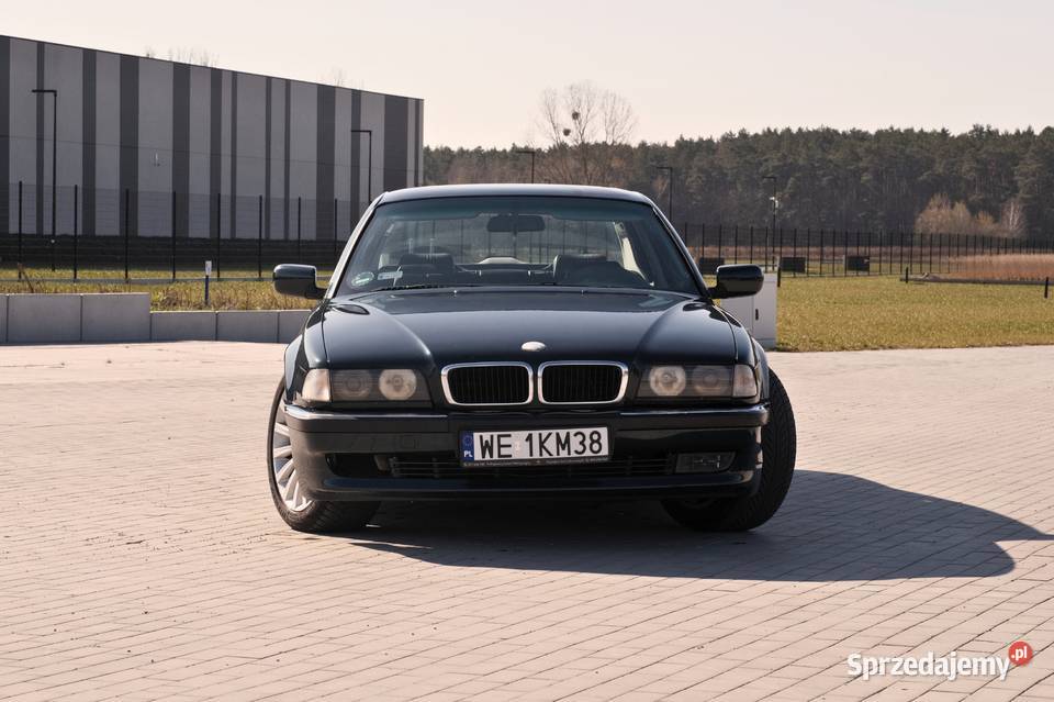 Sprzedam bawarską limuzynę BMW E38 728i lpg Warszawa