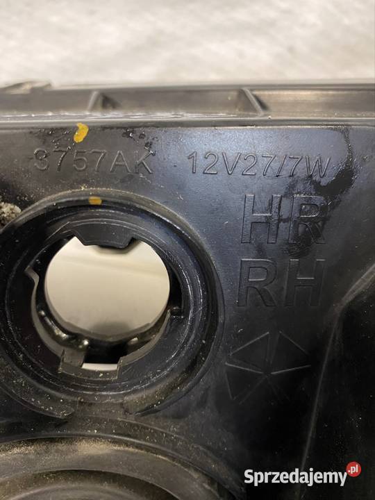 Lampa prawy przód Fiat Freemont Dodge Journey Lampy przednie Jasienica