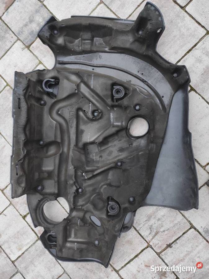 Górna Pokrywa osłona silnika Volvo 24 D5 Konin sprzedam