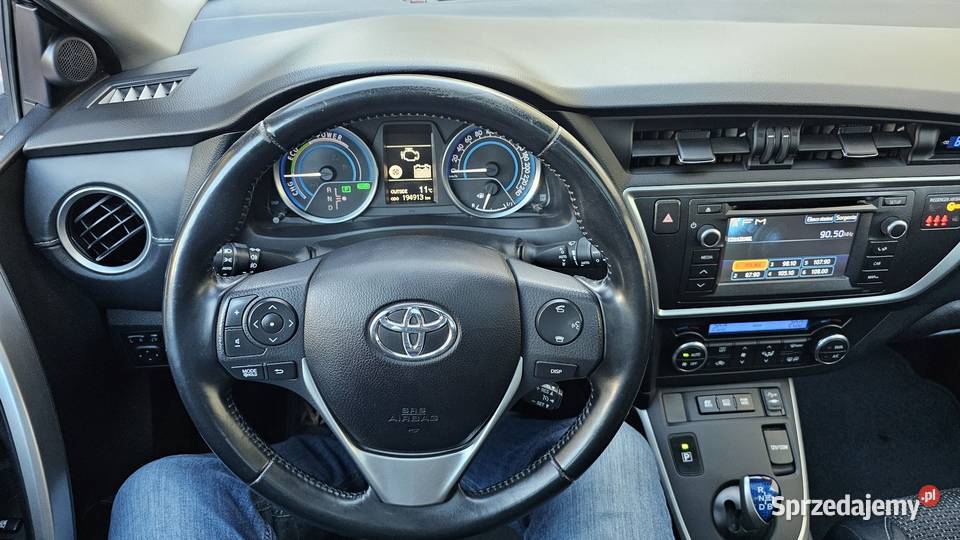 Toyota Auris 18 Hybryda 99 2014r Film kamera z Zarszyn