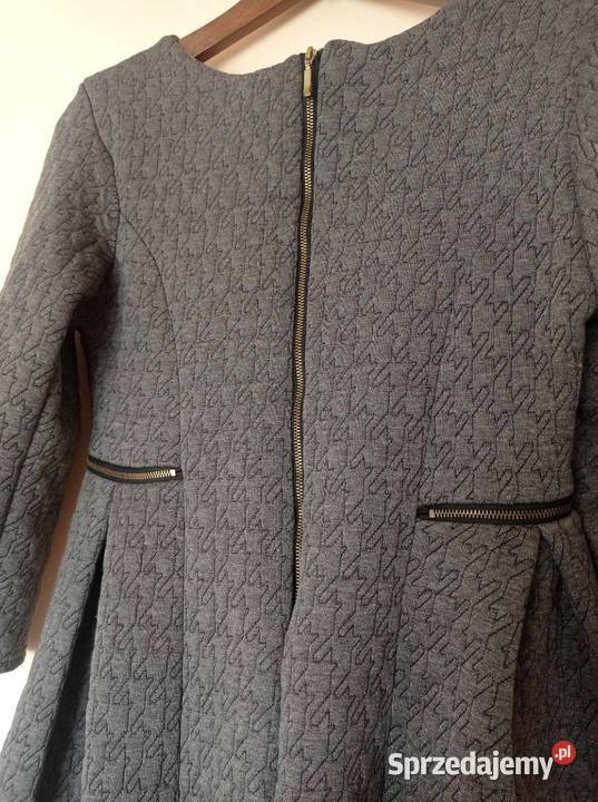 Ciepła sukienka w rozmiarze S Hajnówka
