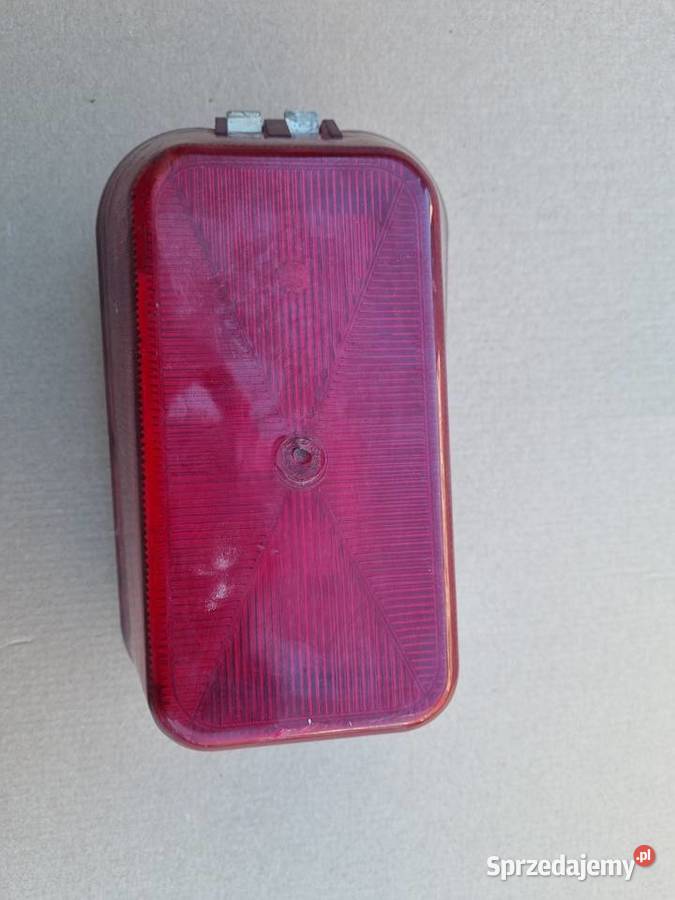 Stara lampa przemysłowa BN3 czerwona warmińsko-mazurskie